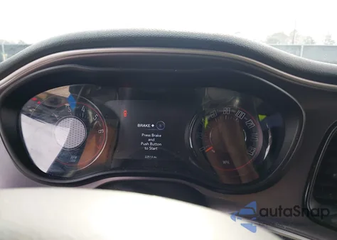 2019 Dodge Challenger Sxt z USA, uszkodzony, nr VIN 2C3CDZAG5KH735528